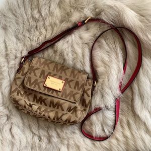 Michale Kors Purse